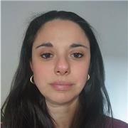 Laureata in lettere impartisce lezioni di italiano per stranieri e ripetizioni di letteratura, storia, filosofia ed aiuto compiti